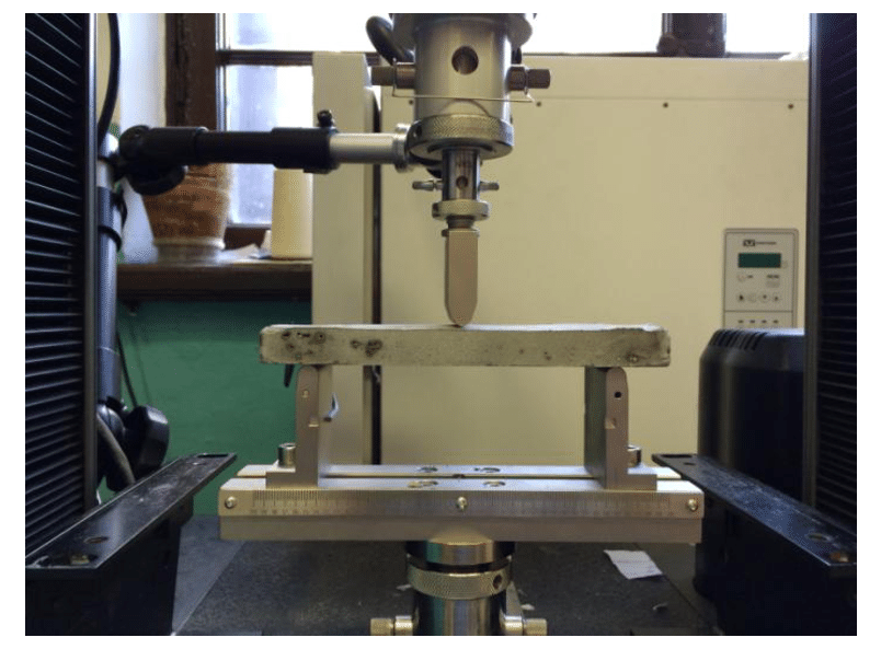  bending test on a GFRC sample